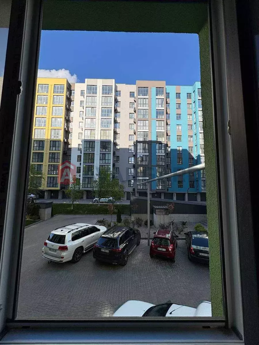 2 ��. ��������, 73/-/33 ��. �., 2/10 ������ ���� 3