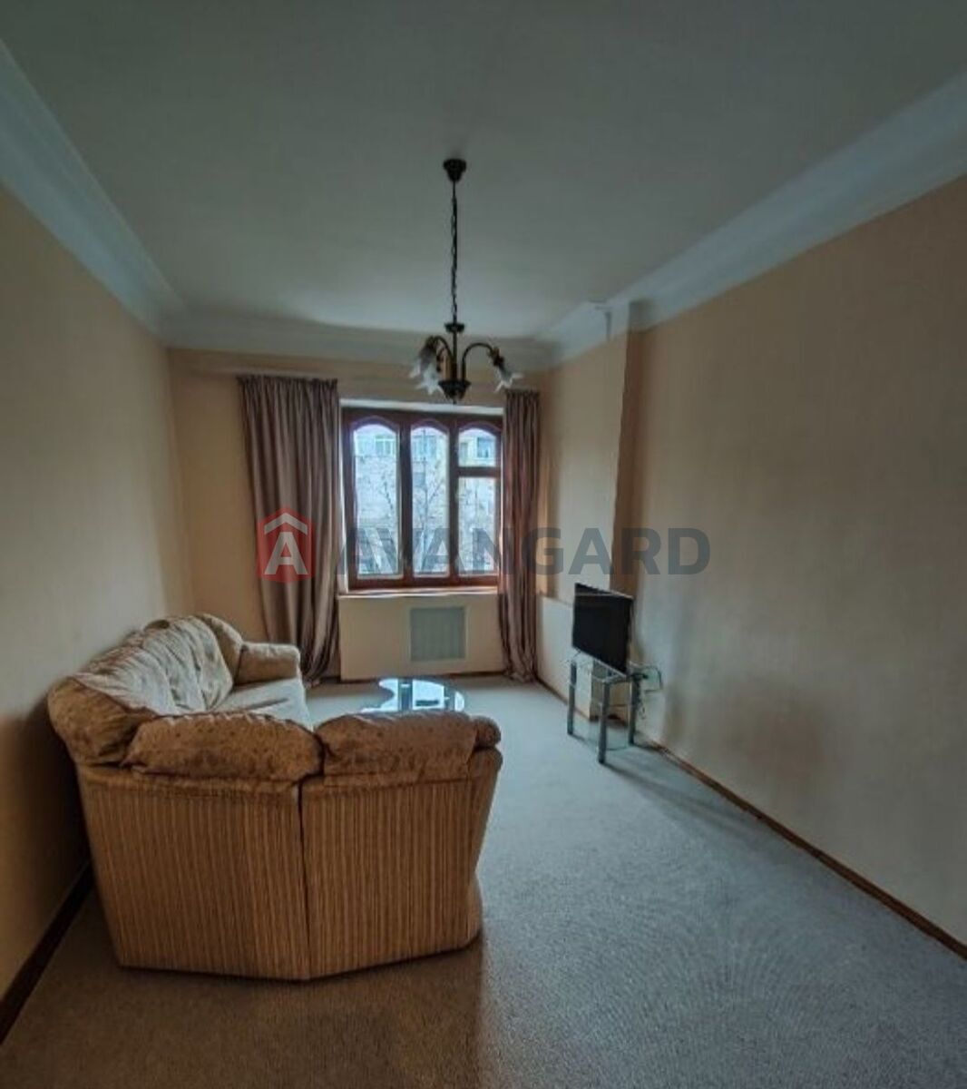 3 ����. ��������, 76/46/14 ��. �., 3/5 ���� ���� 5