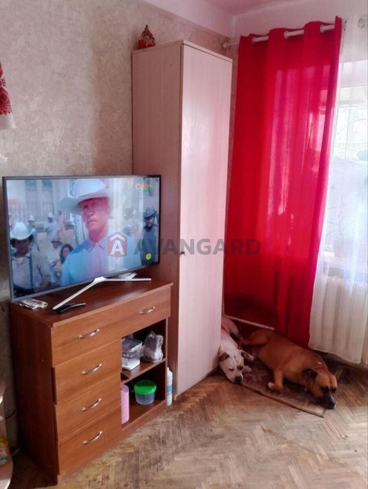 1 ��. ��������, 17/-/10 ��. �., 5/5 ������ ���� 4