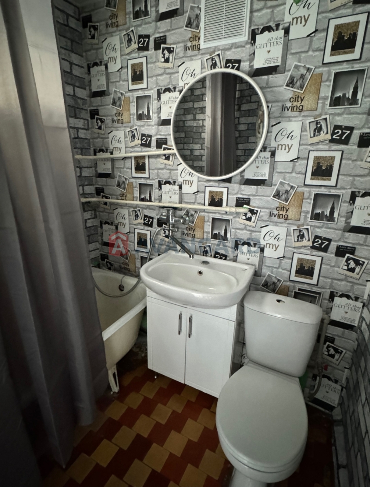 1 ��. ��������, 32.07/16.48/5.83 ��. �., 4/5 ������ ���� 3