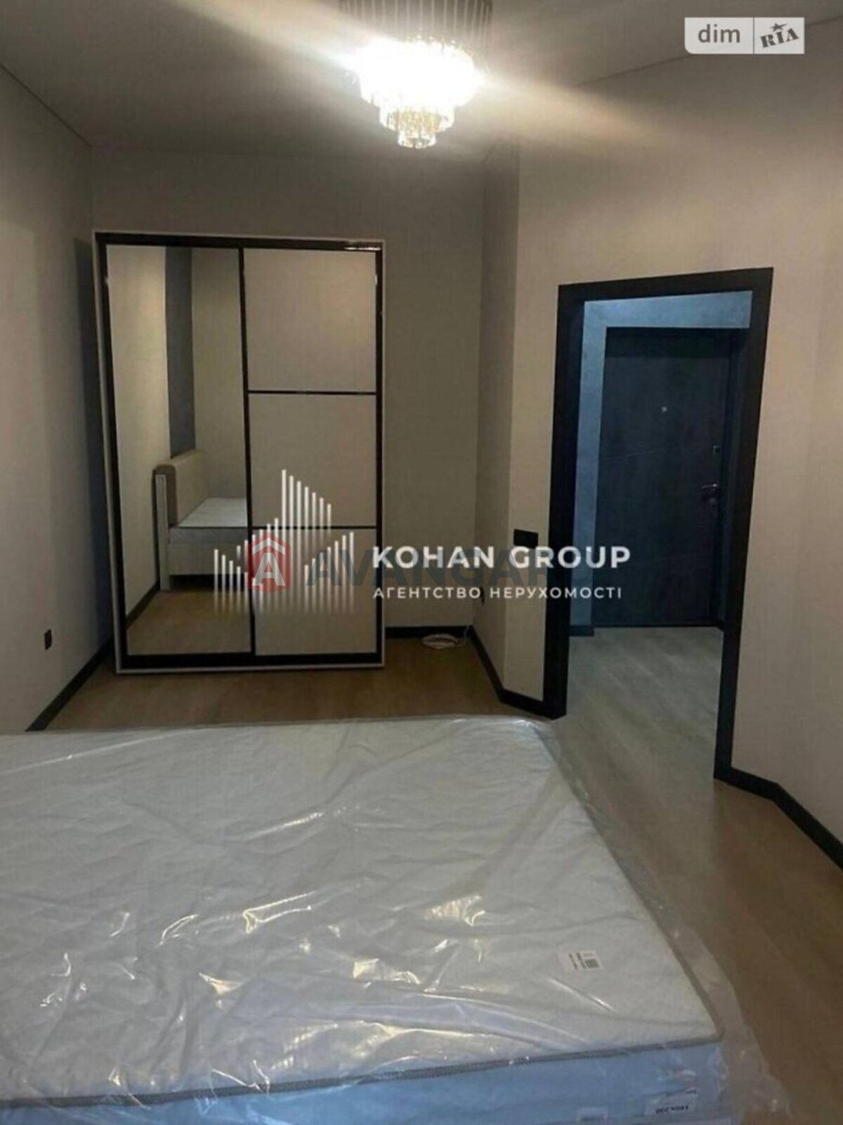 1 ��. ��������, 37/17/11 ��. �., 1/10 ������ ���� 5