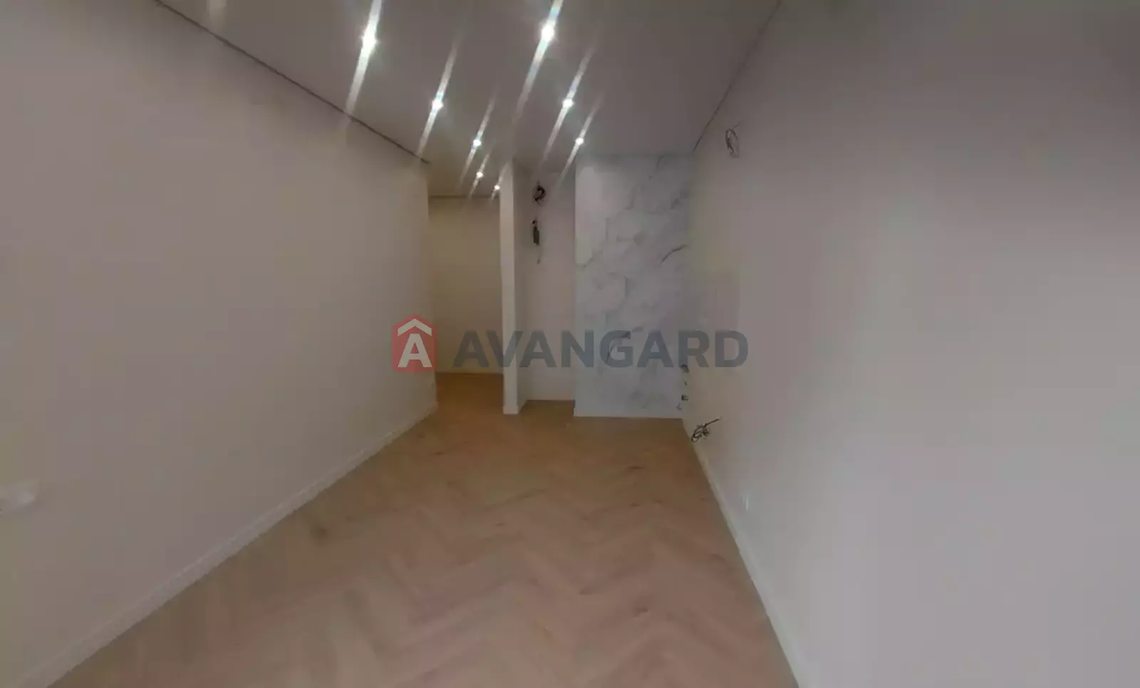 1 ��. ��������, 44/15/18 ��. �., 8/16 ������ ���� 12