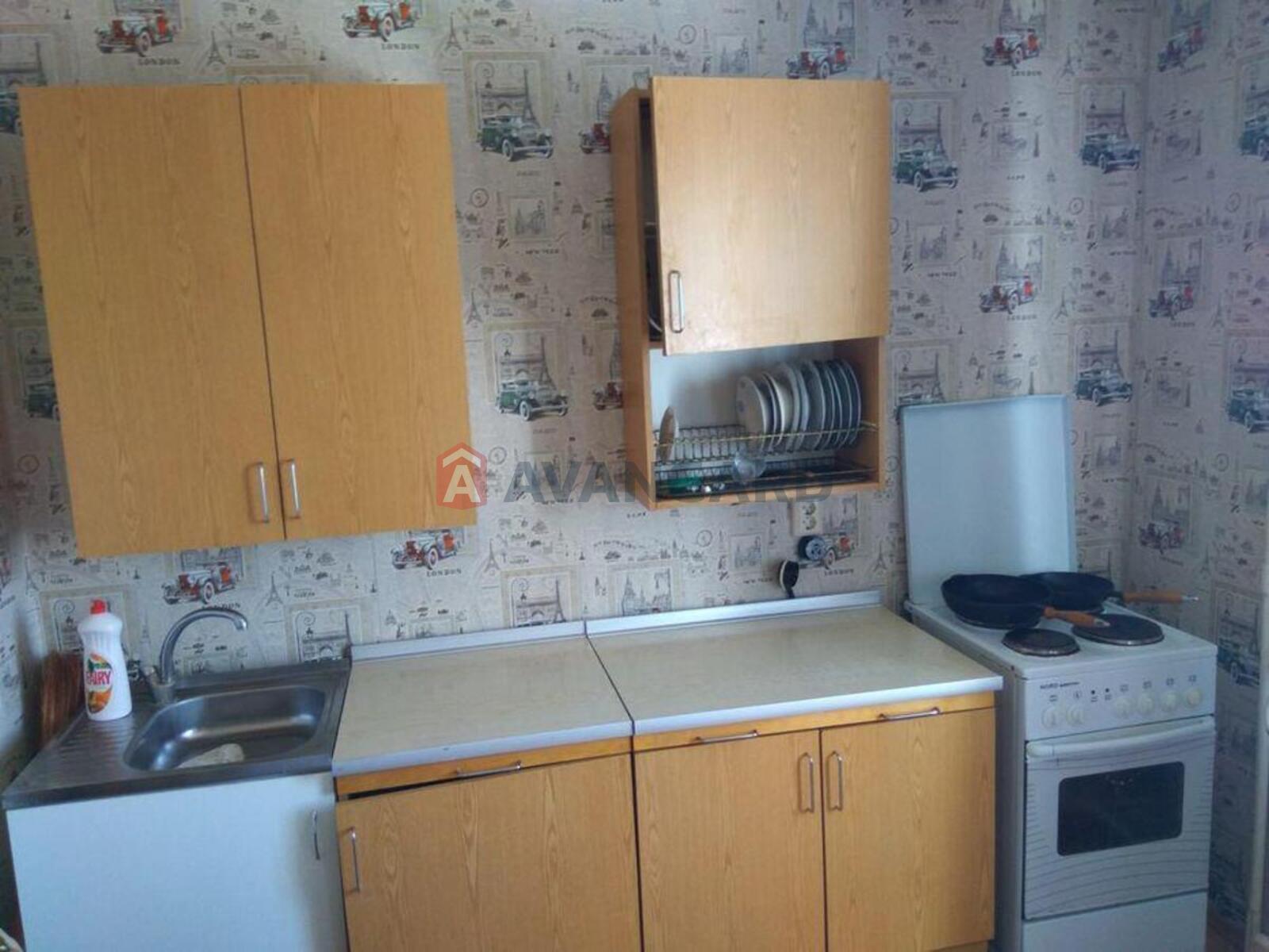 1 ��. ��������, 42/-/10 ��. �., 22/22 ������ ���� 5