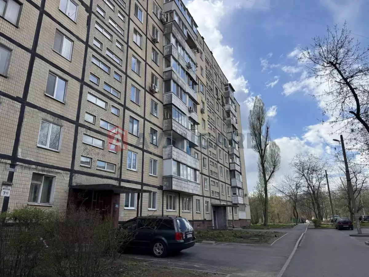 5 ��. ��������, 106/-/15 ��. �., 8/10 ������ ���� 14