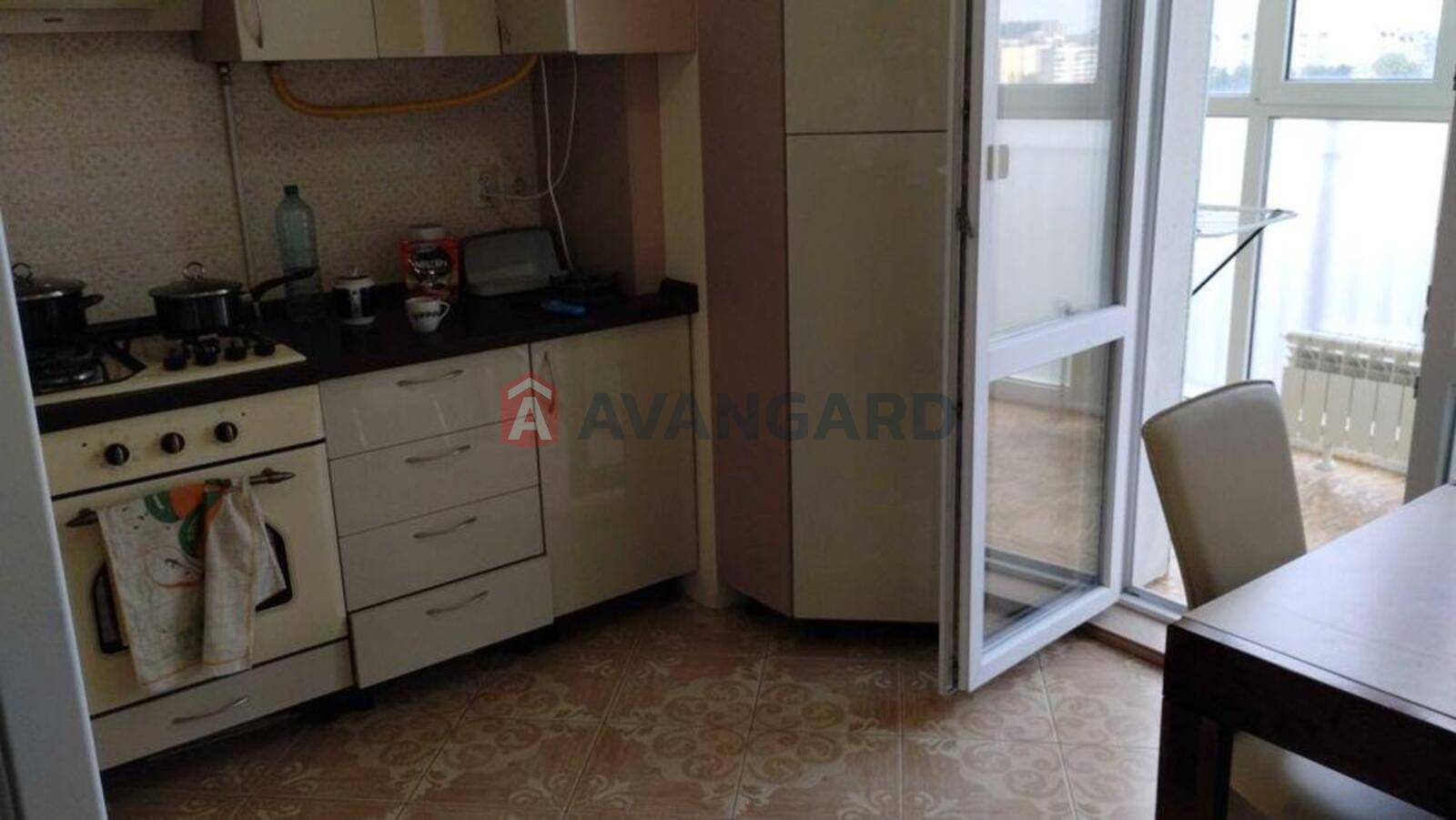 1 ��. ��������, 43/-/12 ��. �., 10/10 ������ ���� 10