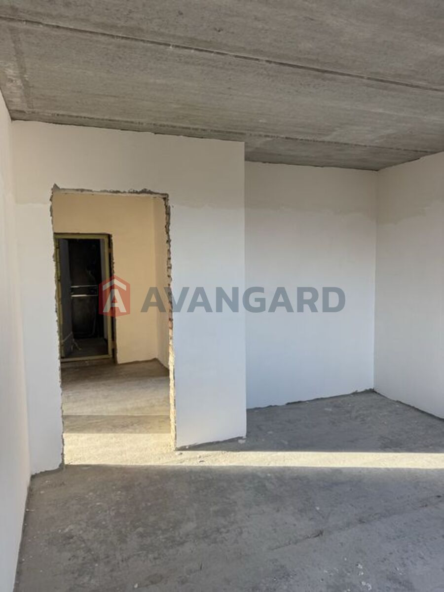 2 ����. ��������, 58/-/12 ��. �., 2/3 ���� ���� 8