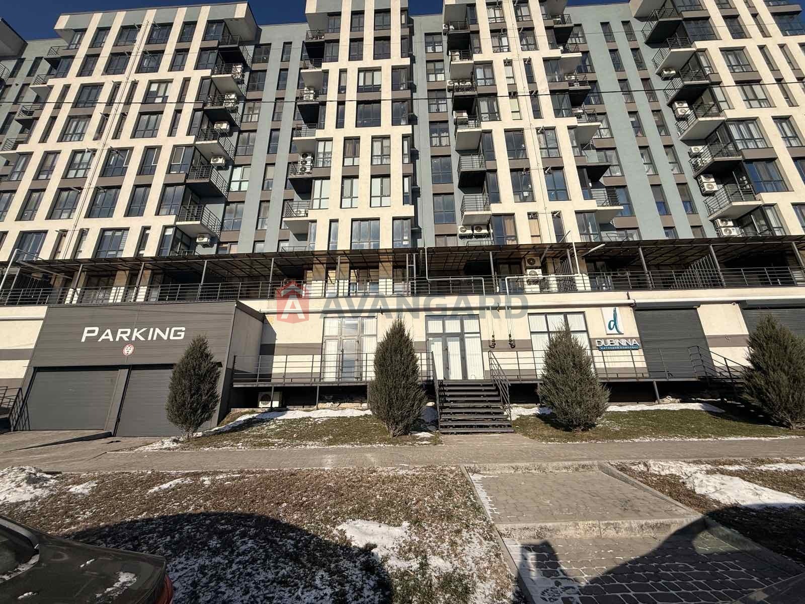 3 ��. ��������, 77/50/20 ��. �., 9/10 ������ ���� 4