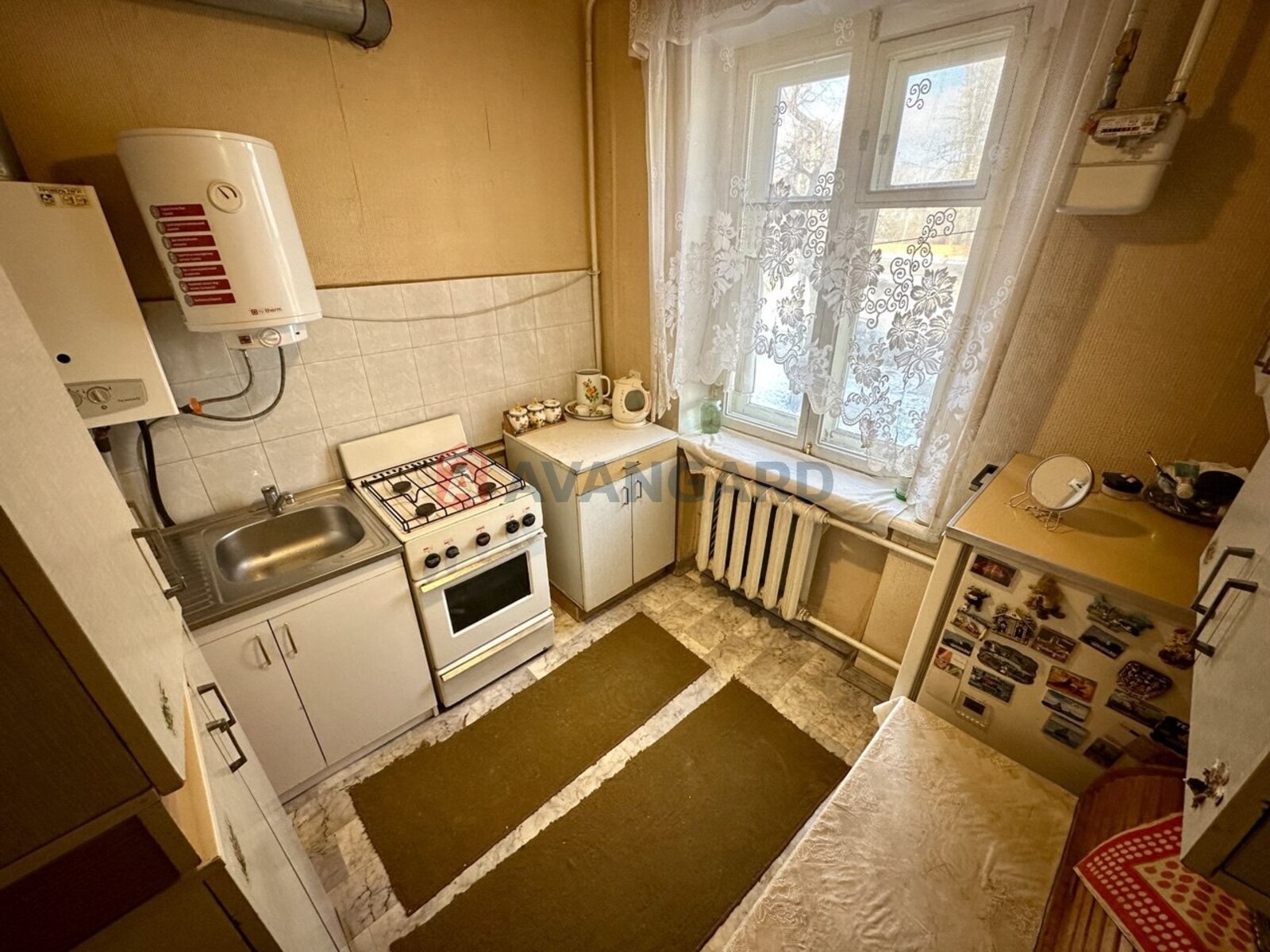 2 ��. ��������, 40/25/6 ��. �., 2/3 ������ ���� 11