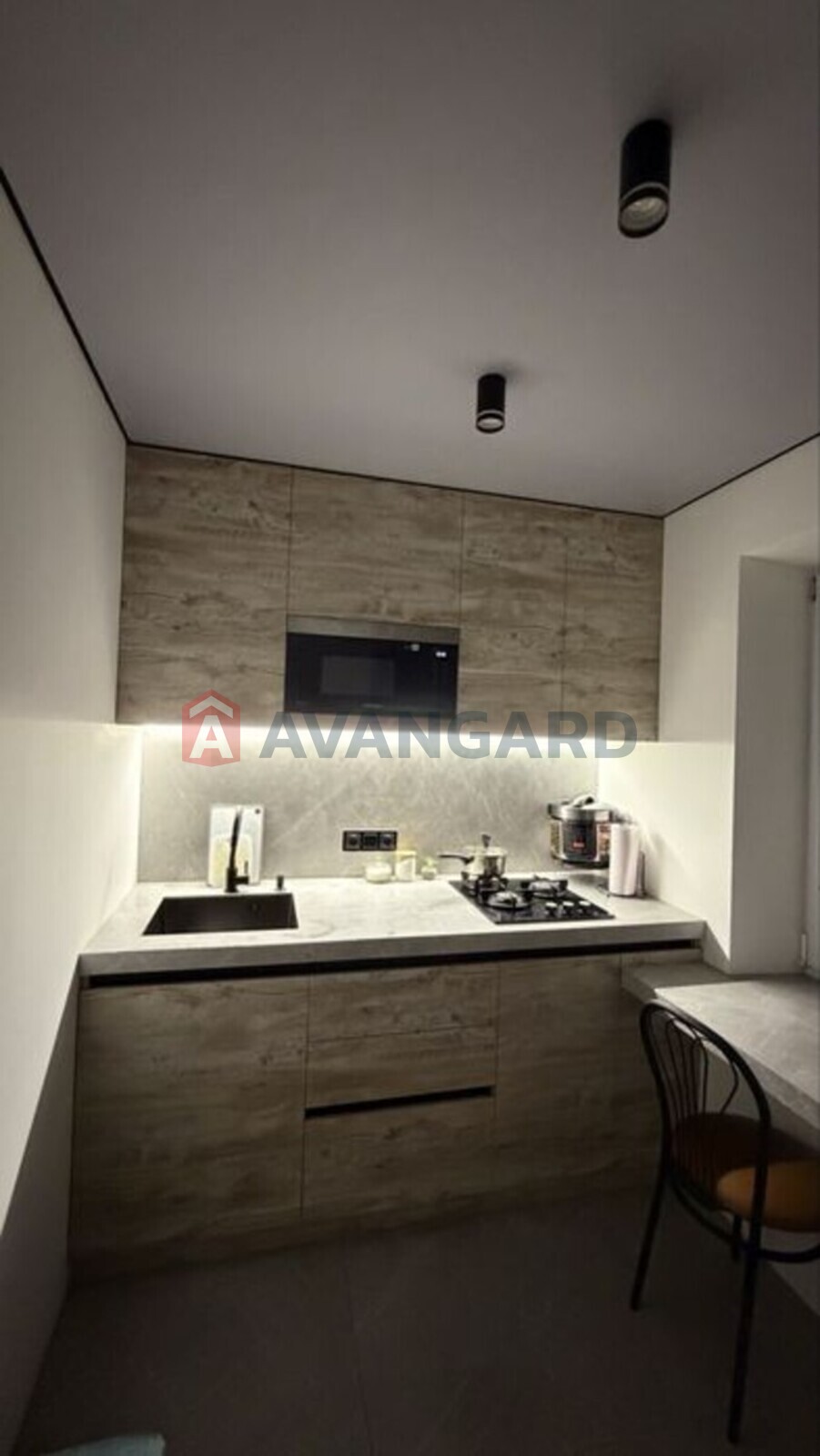 2 ��. ��������, 43/-/6 ��. �., 2/5 ������ ���� 3