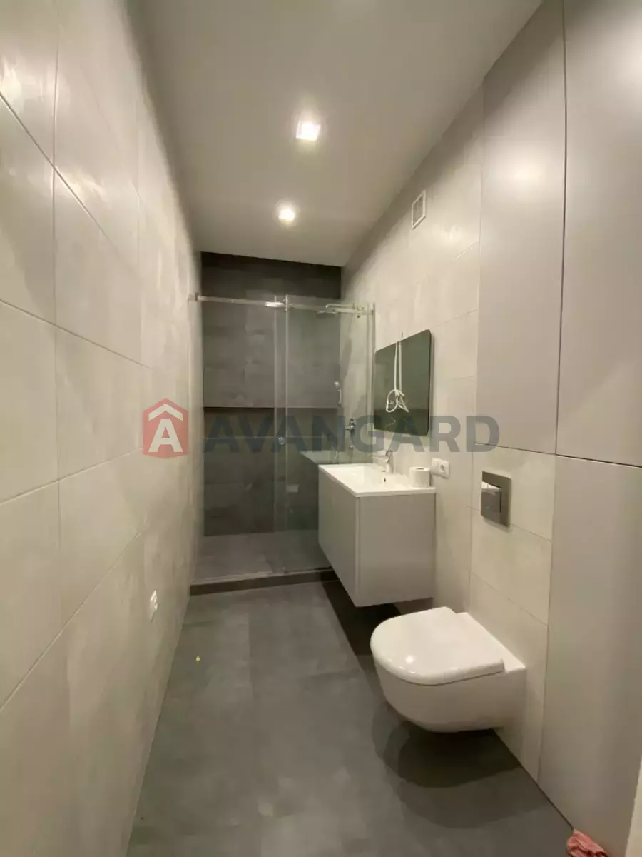 2 ��. ��������, 64/-/- ��. �., 11/24 ������ ���� 6