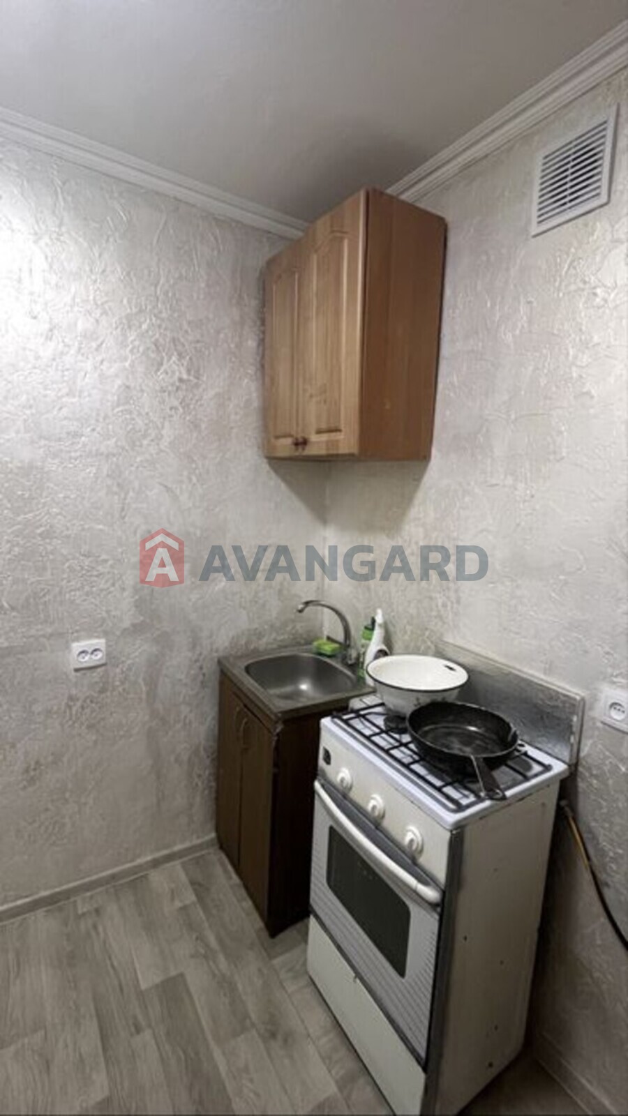 1 ��. ��������, 29/-/5 ��. �., 8/9 ������ ���� 2