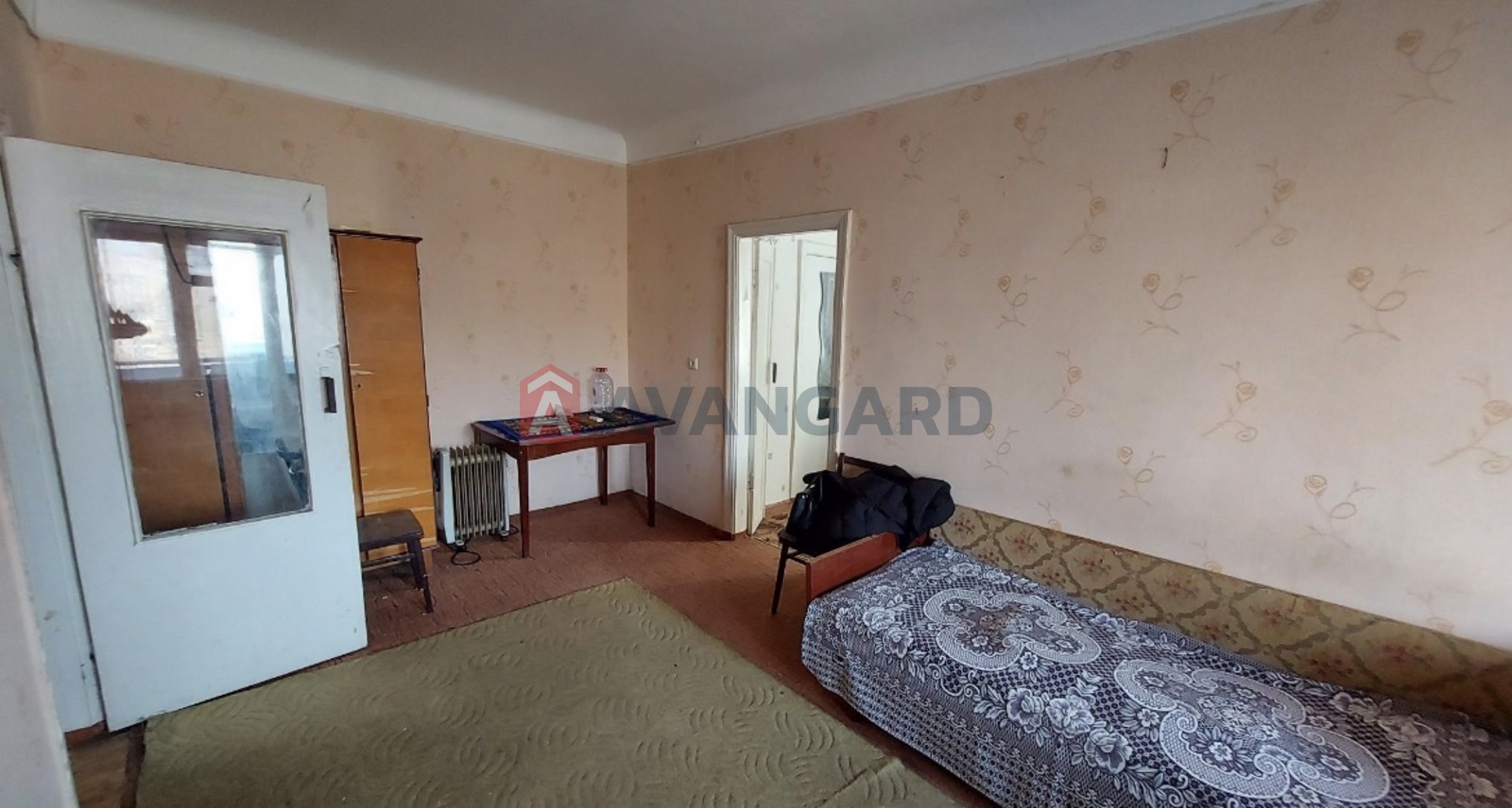 2 ����. ��������, 45/-/6 ��. �., 5/5 ���� ���� 5