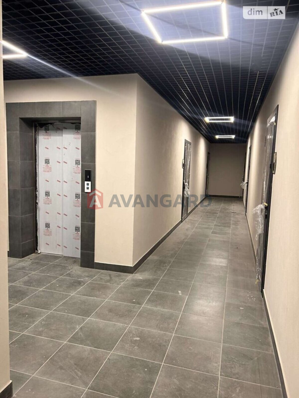 1 ��. ��������, 42/14/20 ��. �., 3/10 ������ ���� 4