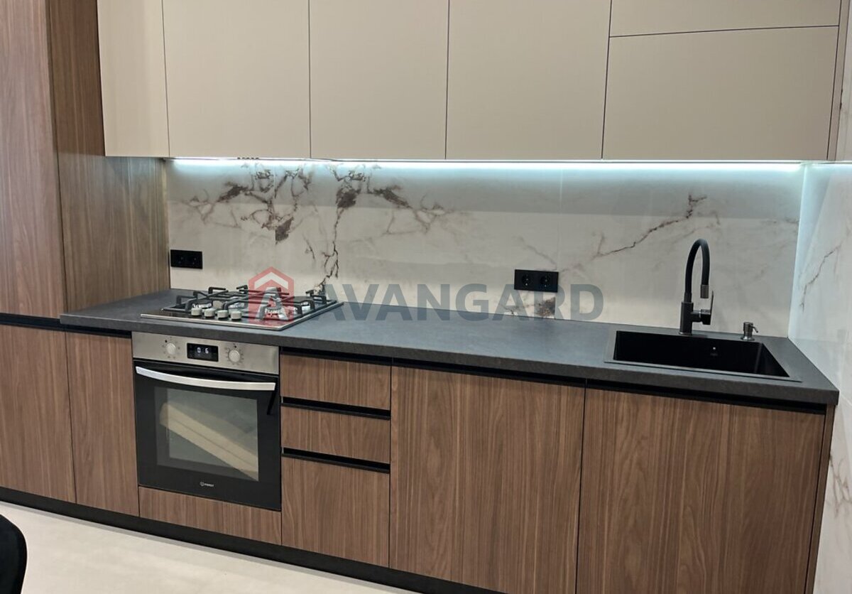 2 ��. ��������, 70/38/16 ��. �., 2/10 ������ ���� 17