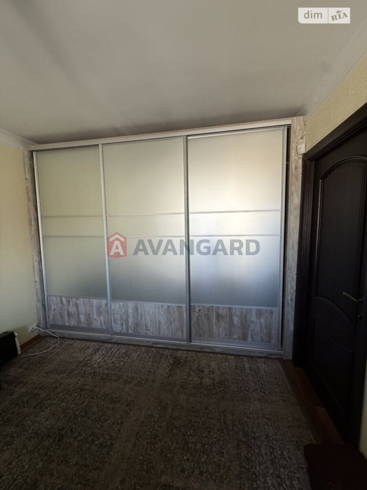 3 ��. ��������, 60/45/5 ��. �., 5/5 ������ ���� 9