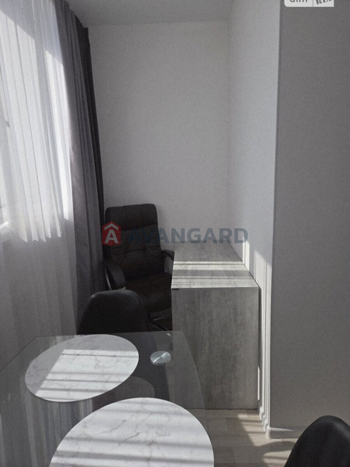 1 ��. ��������, 45/18/10 ��. �., 11/16 ������ ���� 5