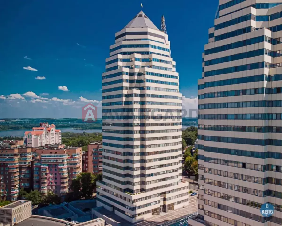 5 ��. ��������, 204/-/35 ��. �., 17/24 ������ ���� 2