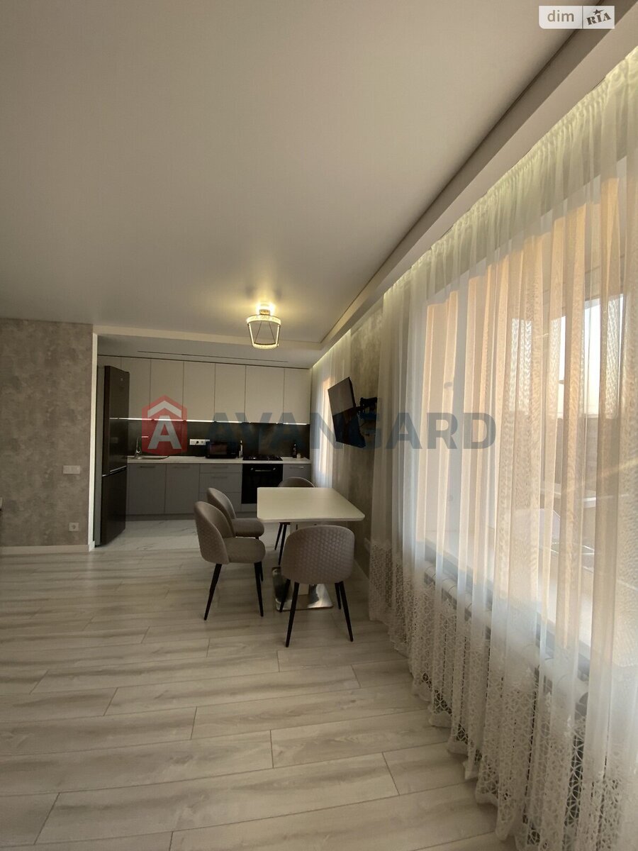 1 . , 38/-/- . ., 9/9   1