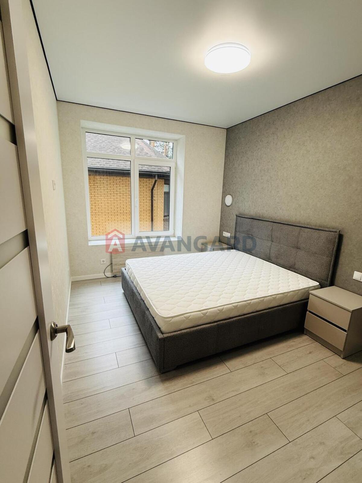 1 ��. ��������, 35/12/14 ��. �., 2/4 ������ ���� 12