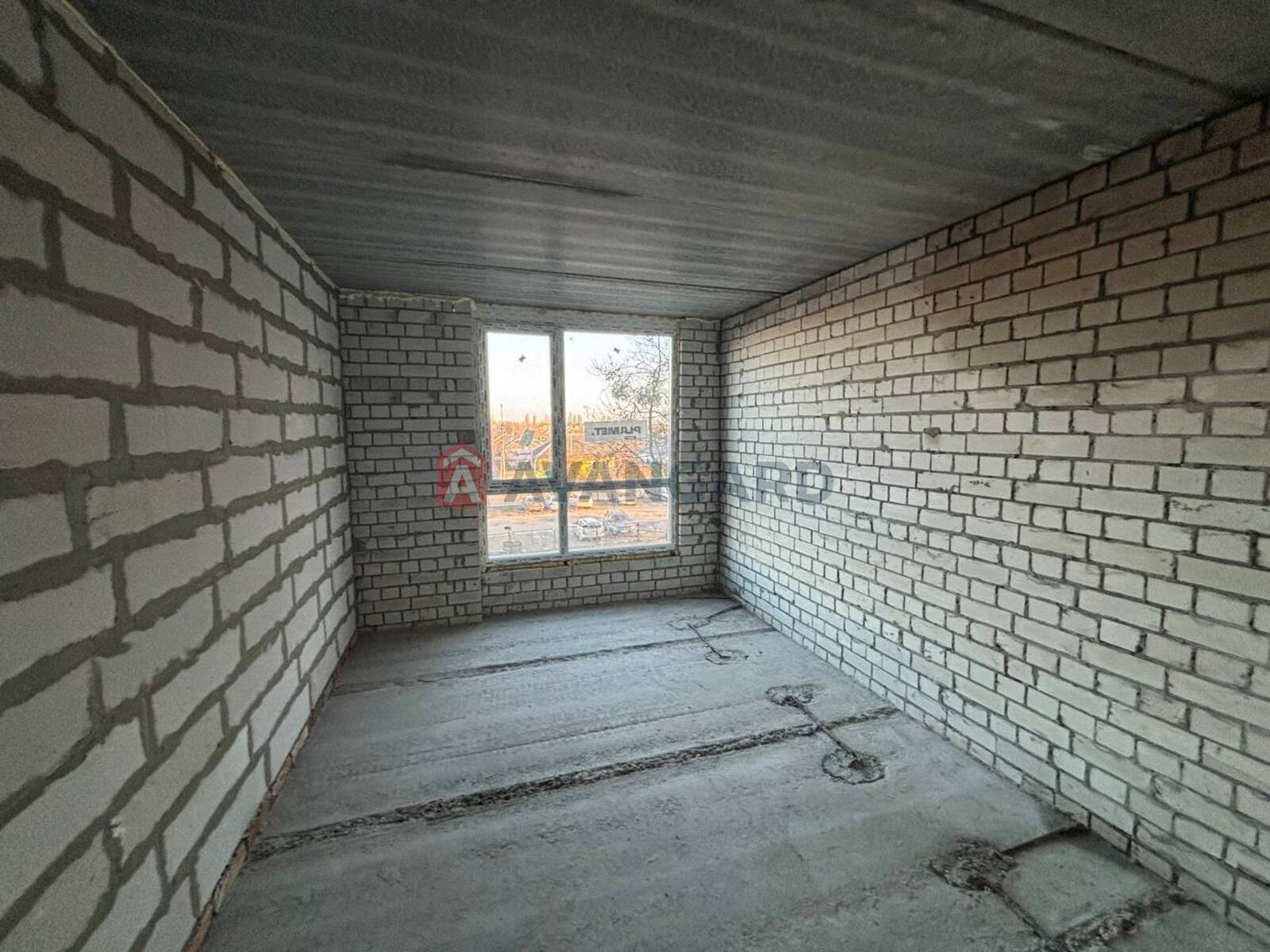 2 ��. ��������, 60/-/14 ��. �., 3/10 ������ ���� 3