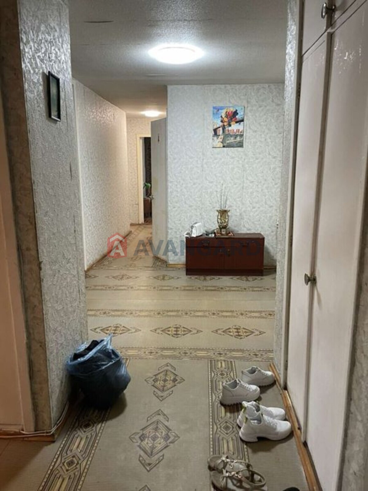 4 ����. ��������, 82/-/7 ��. �., 4/12 ���� ���� 2