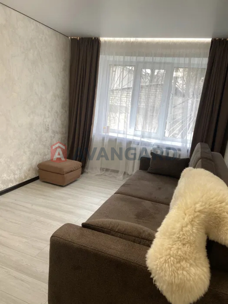 1 ��. ��������, 29/17/6 ��. �., 1/5 ������ ���� 4