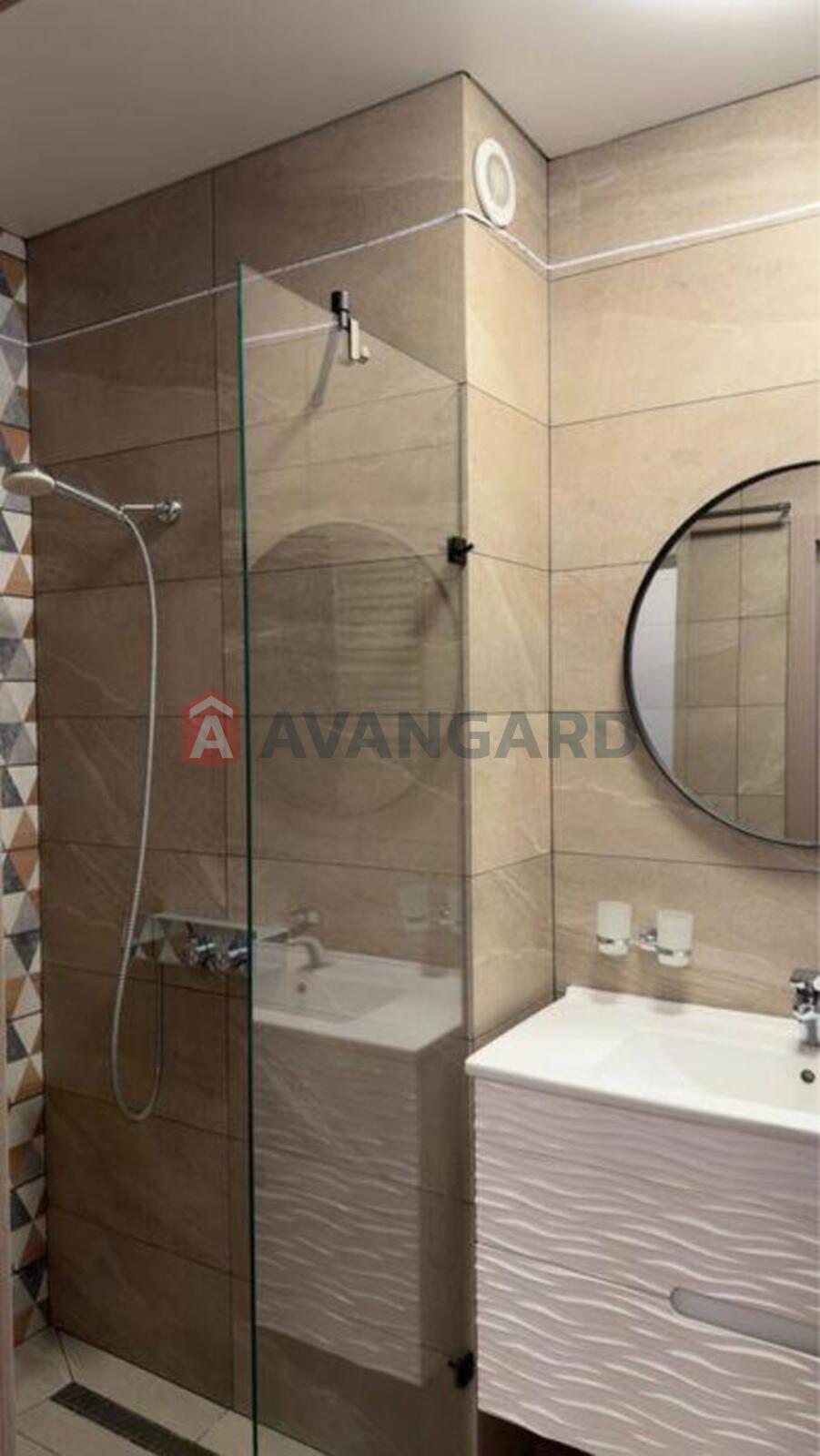 4 ��. ��������, 135/-/23 ��. �., 24/25 ������ ���� 10