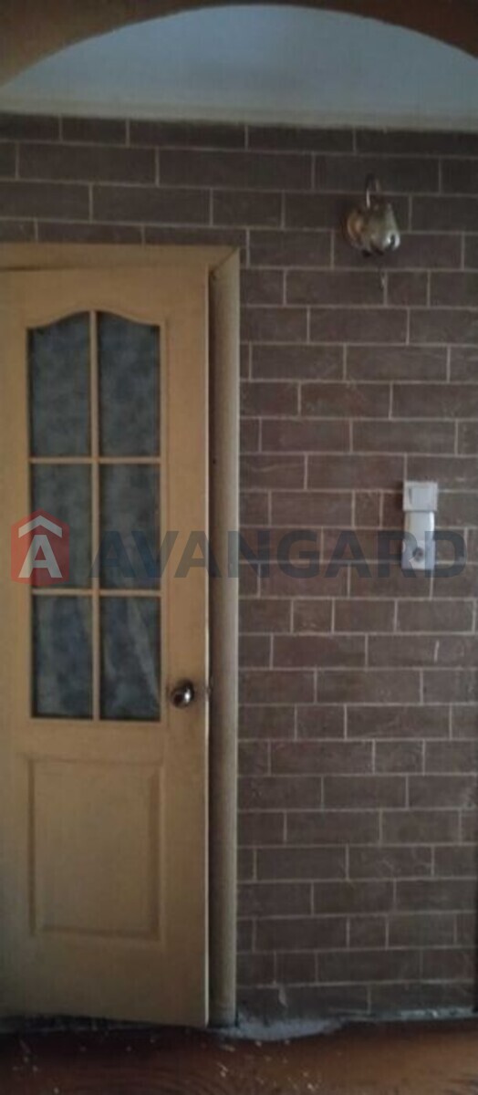 2 ��. ��������, 51/-/9 ��. �., 2/9 ������ ���� 3