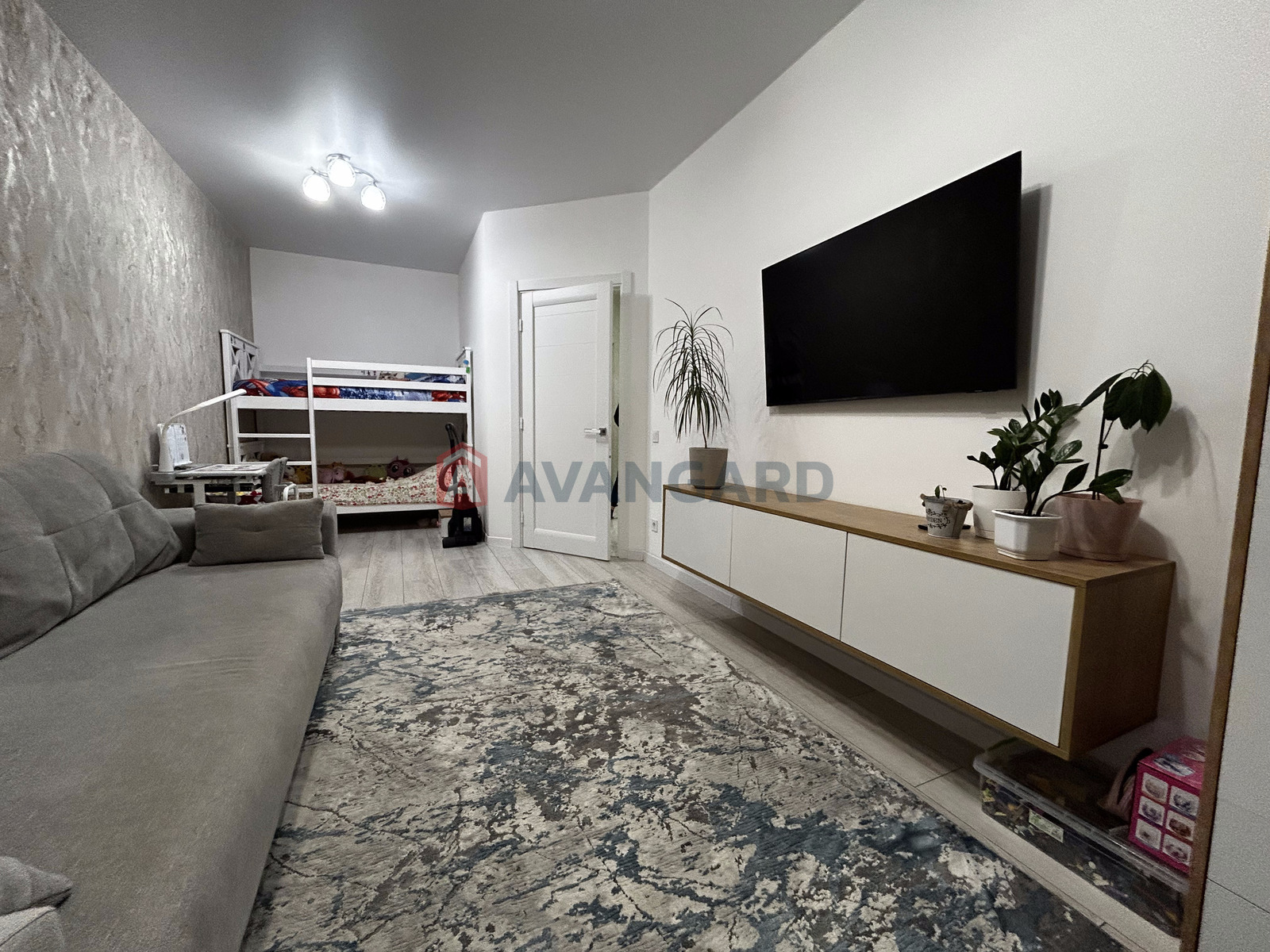 1 ��. ��������, 42/20/12 ��. �., 1/7 ������ ���� 5