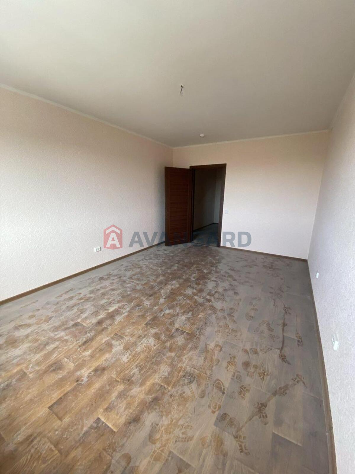 1 ��. ��������, 54/18/11 ��. �., 5/25 ������ ���� 4