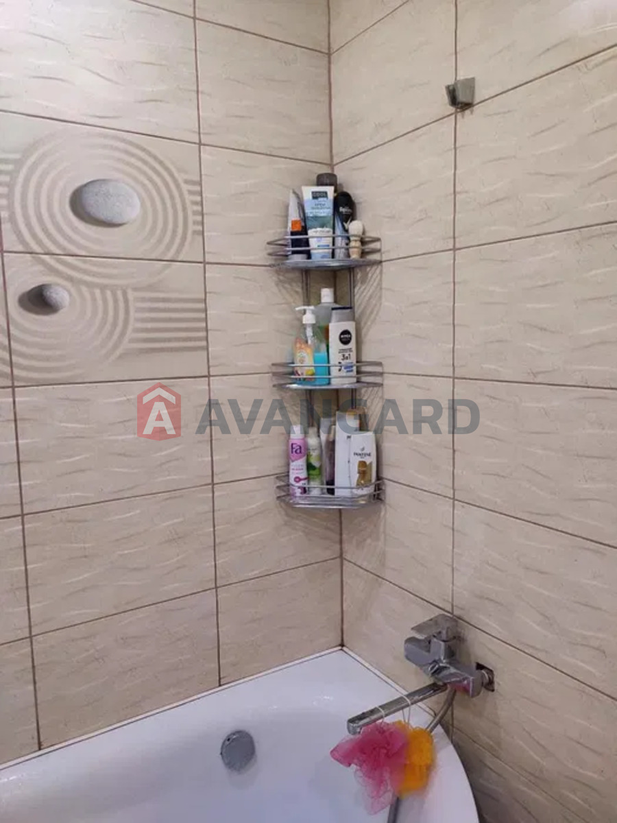 3 ��. ��������, 54/-/18 ��. �., 5/5 ������ ���� 11