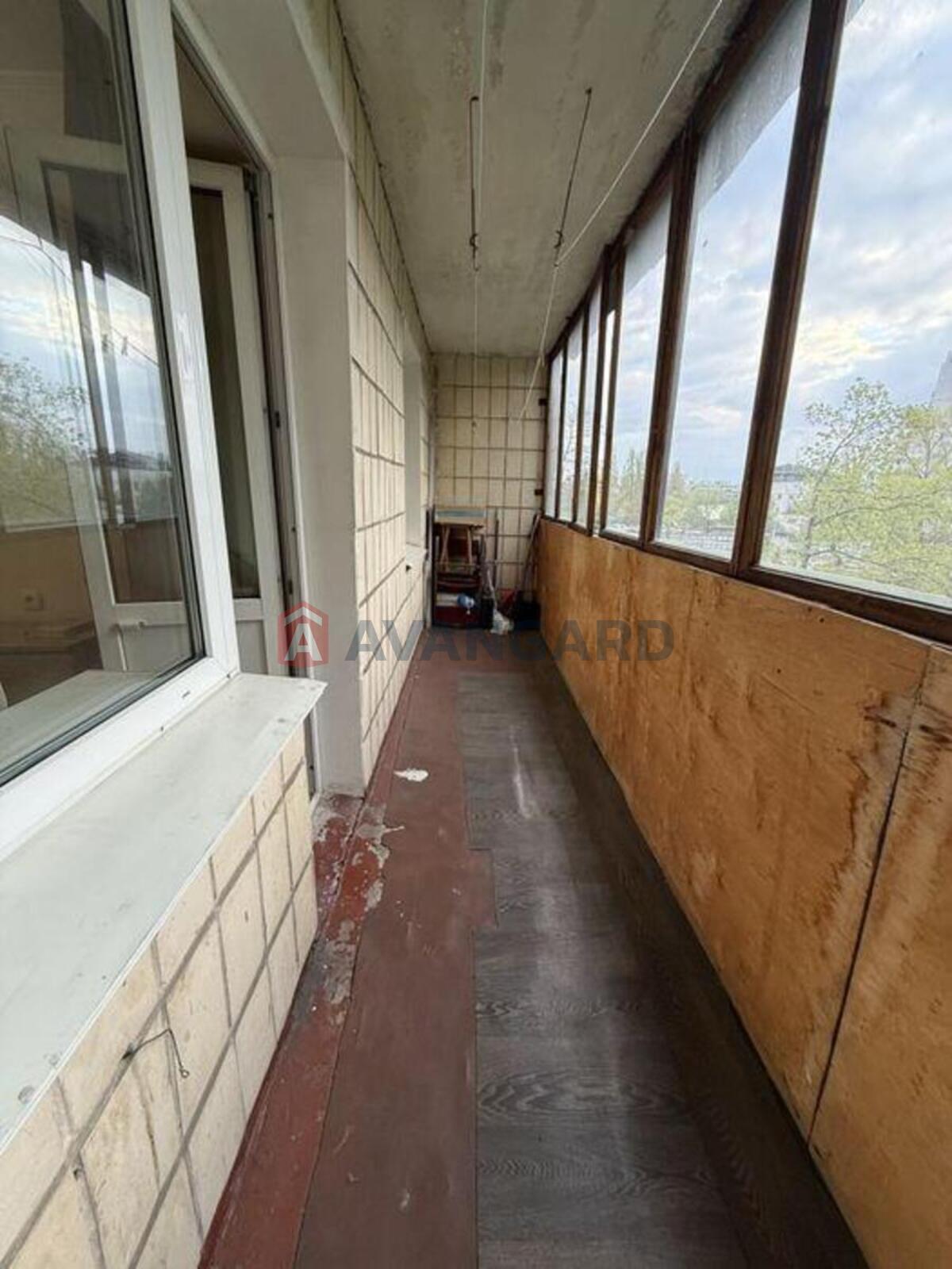 1 ��. ��������, 28/-/6 ��. �., 3/9 ������ ���� 9