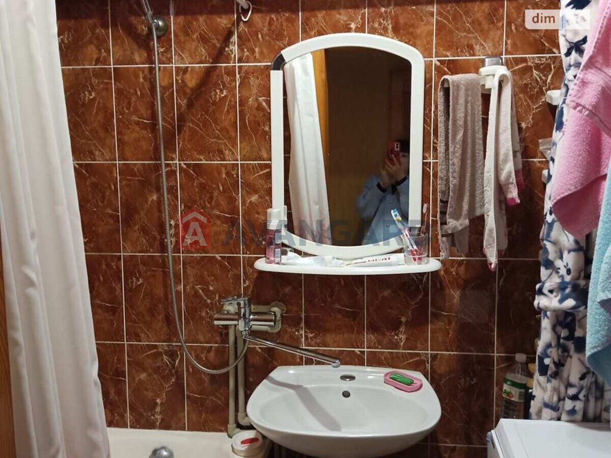 3 ��. ��������, 64/-/6 ��. �., 1/2 ������ ���� 14