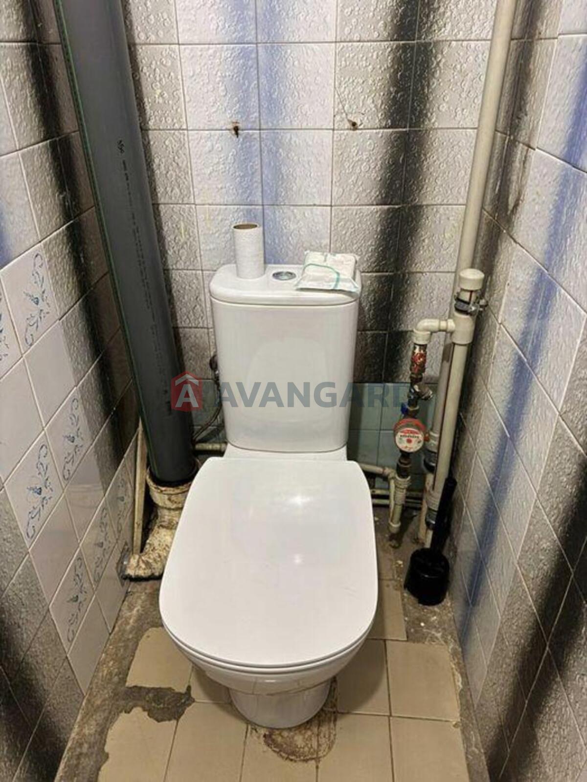 3 ����. ��������, 75/-/9 ��. �., 10/10 ���� ���� 13