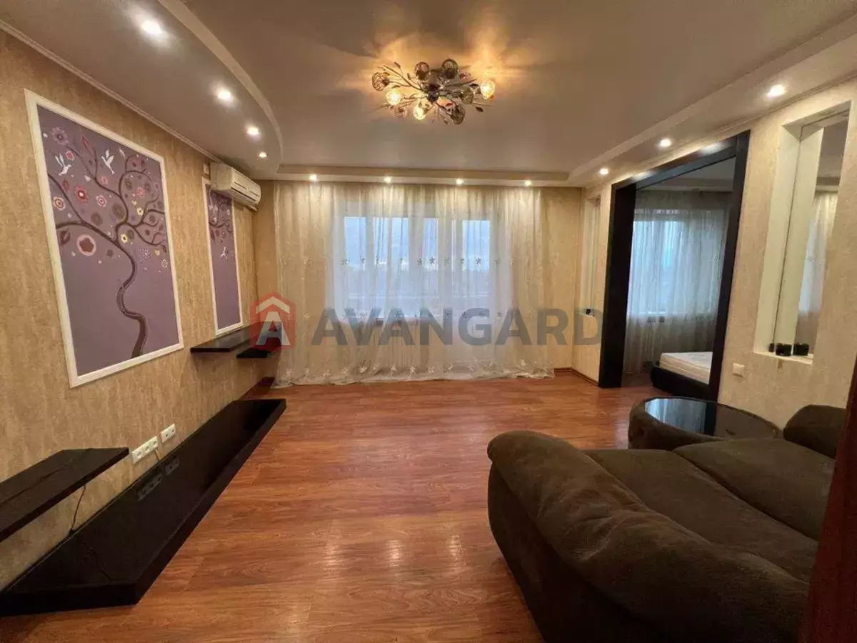 3 ��. ��������, 65/-/11 ��. �., 9/9 ������ ���� 17