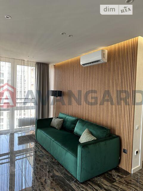 1 ��. ��������, 83/36.2/25 ��. �., 22/25 ������ ���� 14