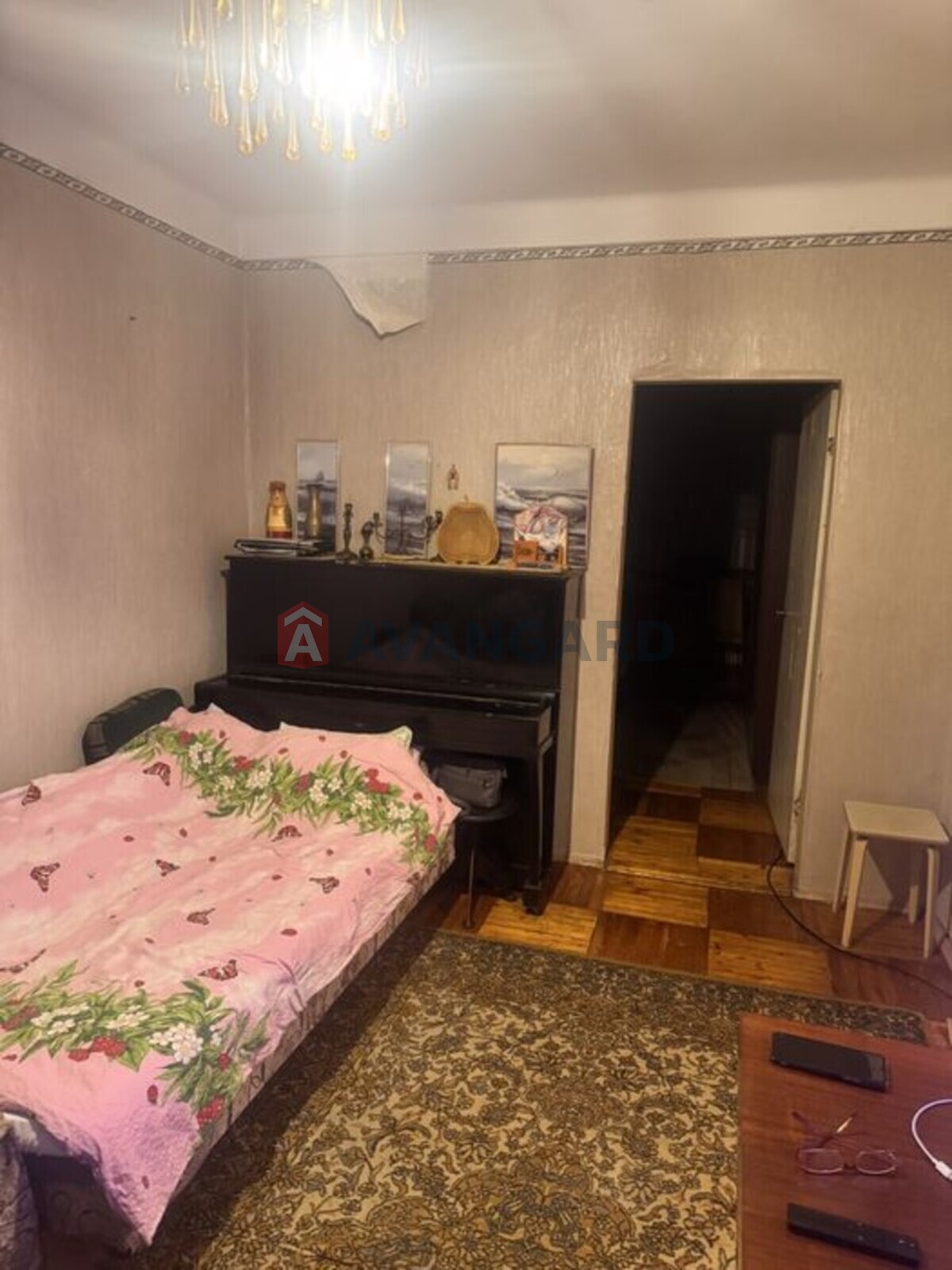 3 ��. ��������, 68/-/8 ��. �., 9/9 ������ ���� 7