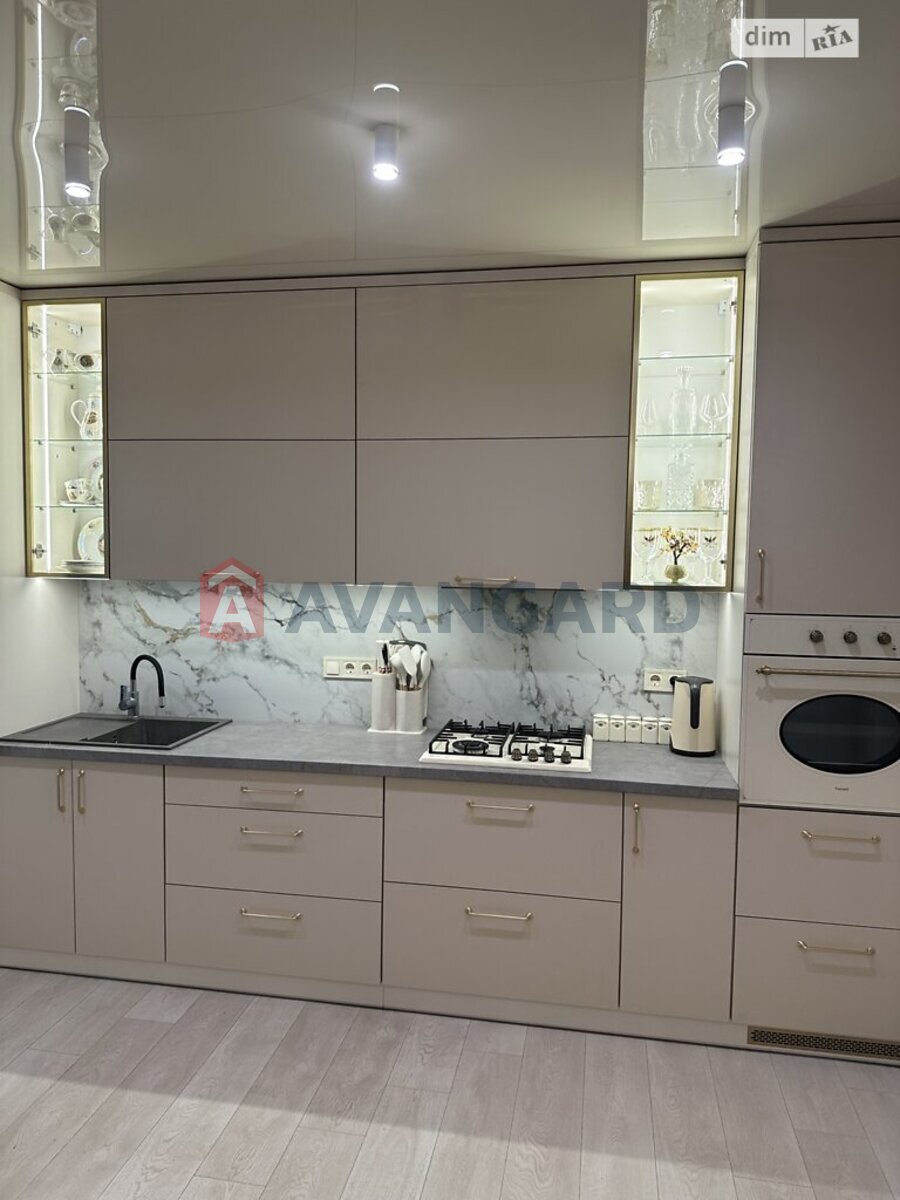 3 кім. квартира, 80/60/17 кв. м., 3/3 поверх фото 20 3 кім. квартира, 80/60/17 кв. м., 3/3 поверх фото 20