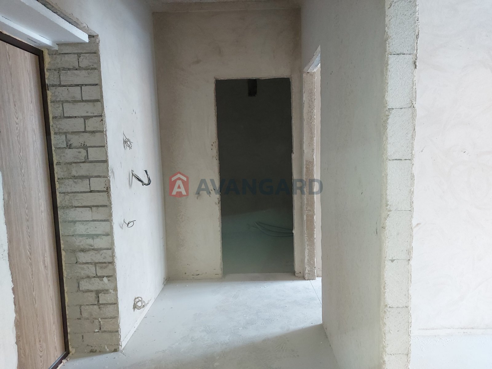 1 ��. ��������, 38.9/-/14.3 ��. �., 3/4 ������ ���� 1