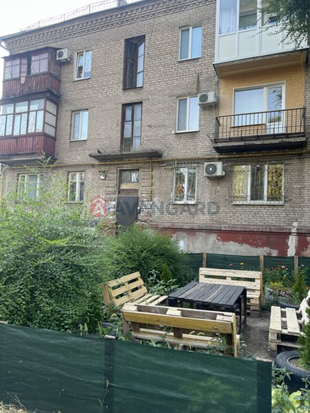 2 ��. ��������, 43/-/6 ��. �., 1/3 ������ ���� 17