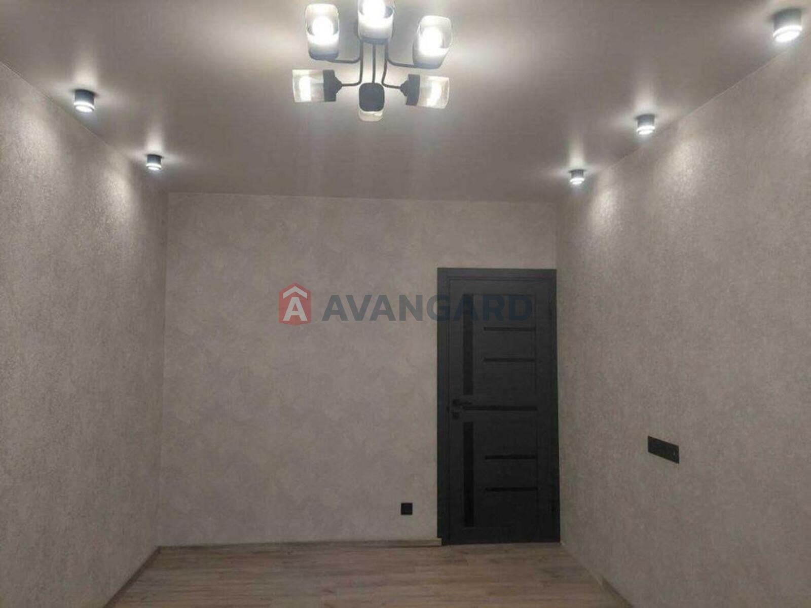 1 ��. ��������, 46/-/14 ��. �., 23/25 ������ ���� 15