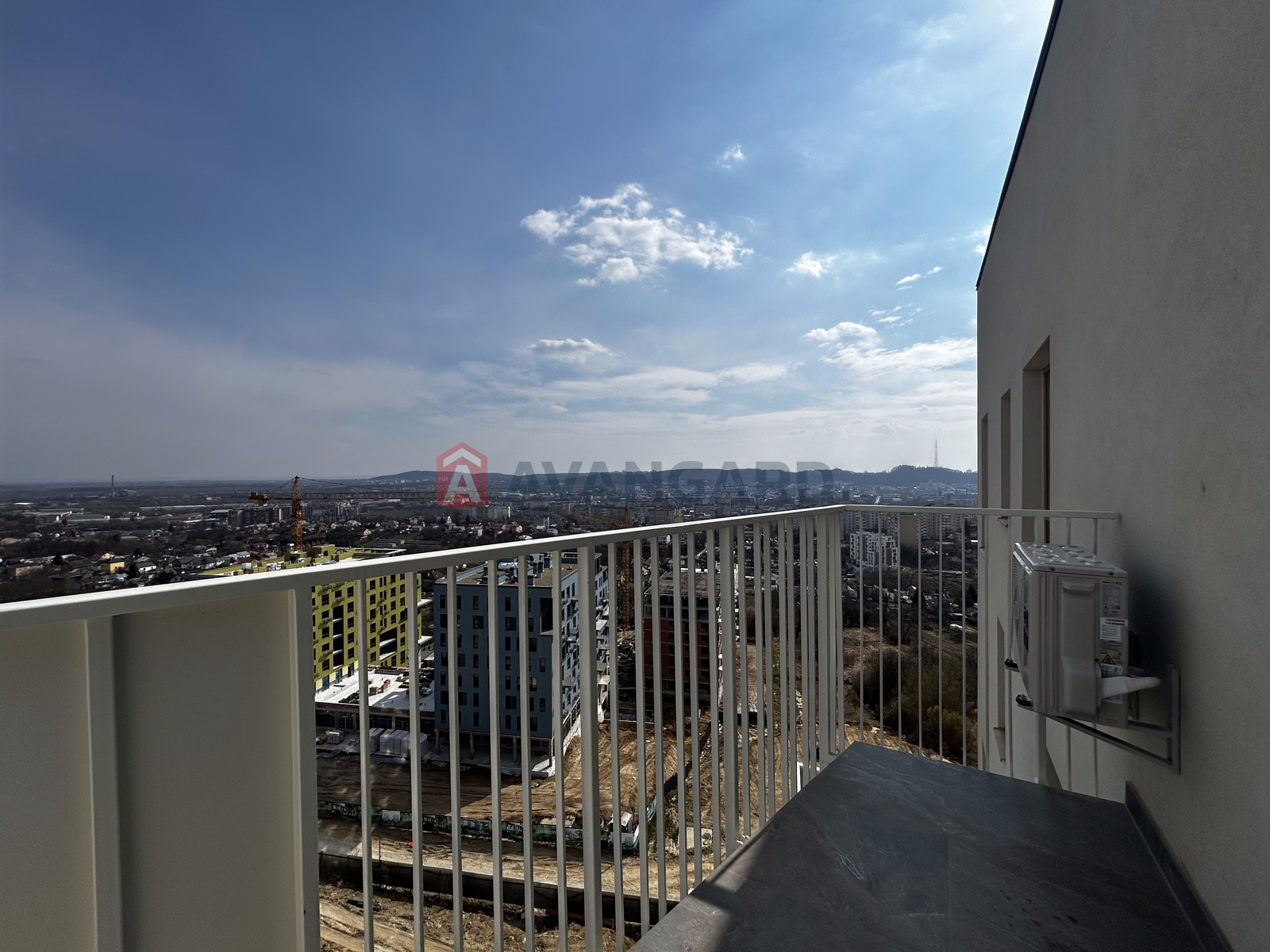 1 ��. ��������, 42.9/17/19 ��. �., 9/9 ������ ���� 16