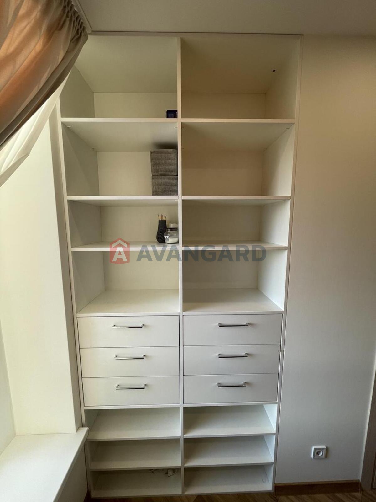 1 ��. ��������, 40/10/20 ��. �., 6/26 ������ ���� 9