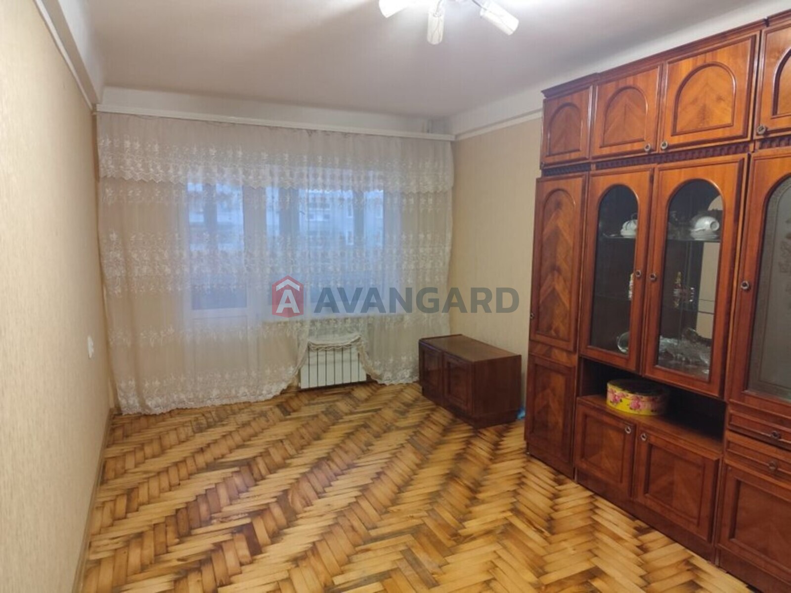 3 ��. ��������, 68/-/7 ��. �., 7/9 ������ ���� 15