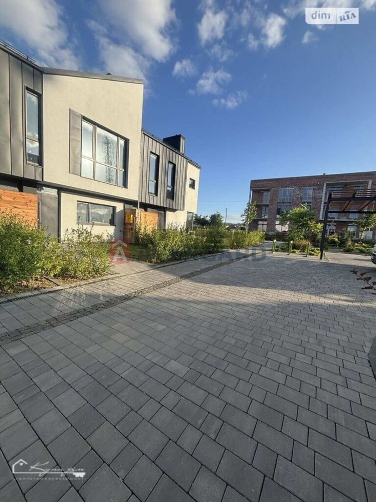 1 ��. ��������, 51/20/15 ��. �., 2/3 ������ ���� 5