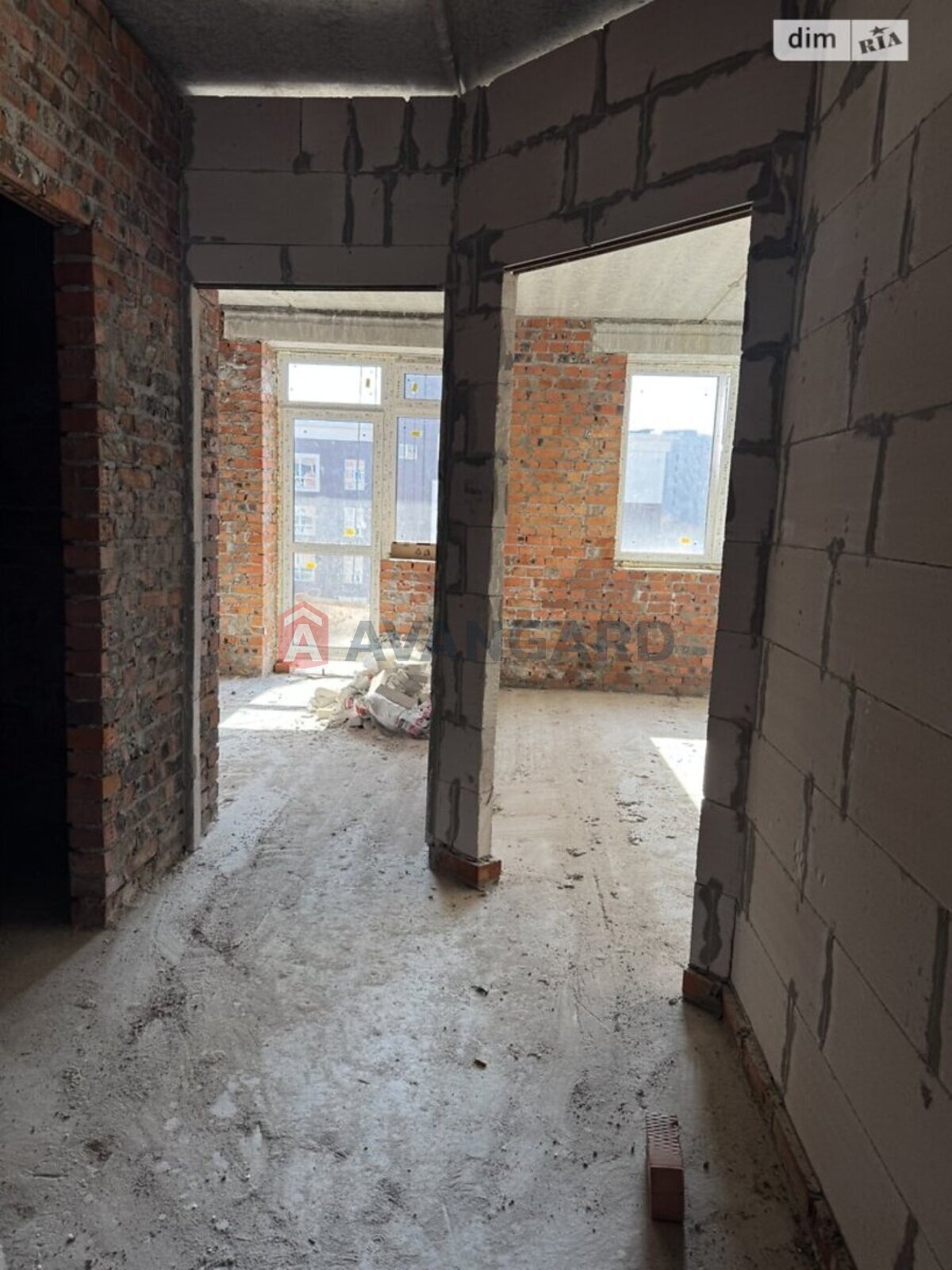 1 ��. ��������, 35/16/9 ��. �., 10/10 ������ ���� 3