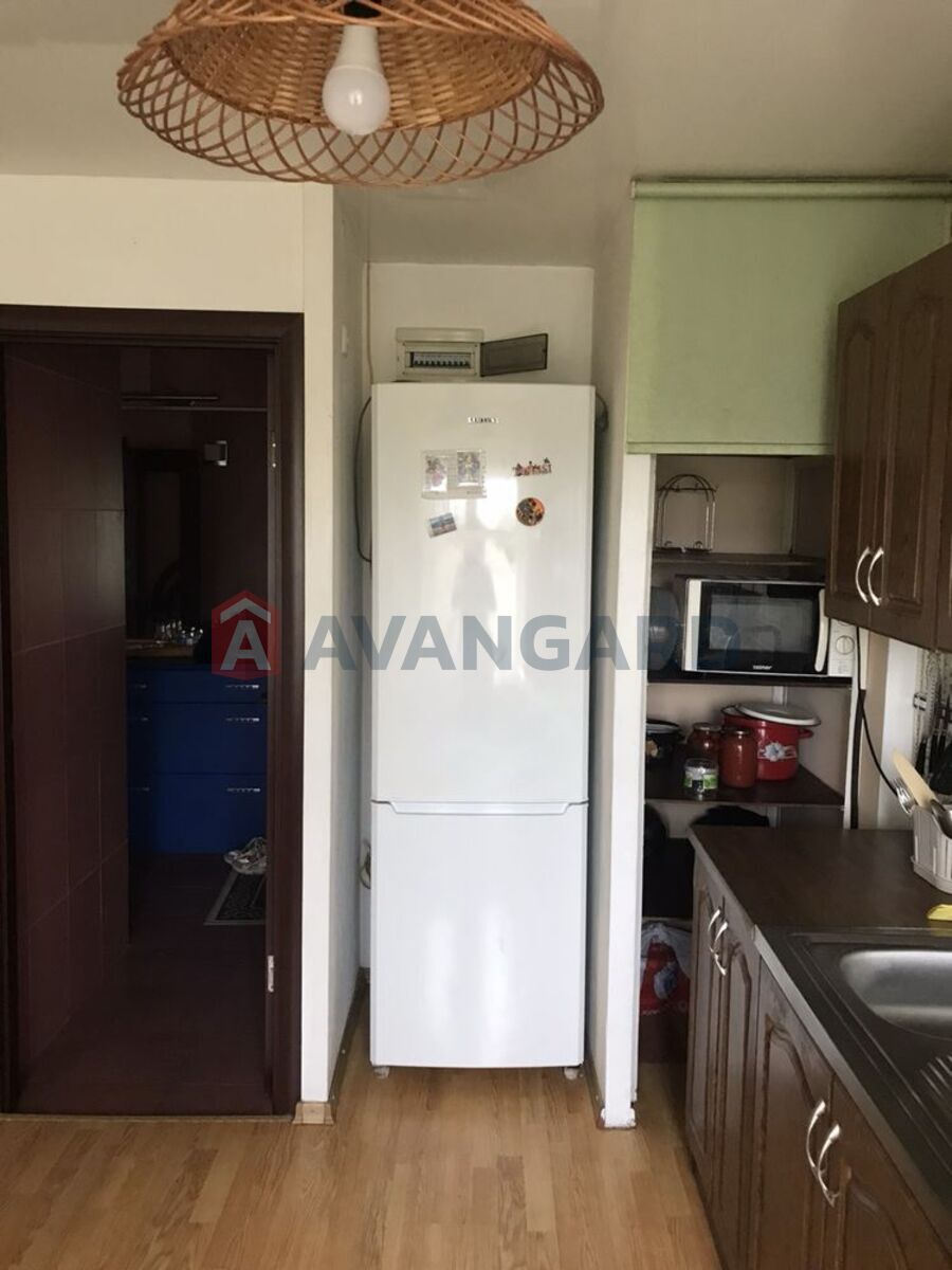 3 ����. ��������, 63/-/9 ��. �., 3/9 ���� ���� 3