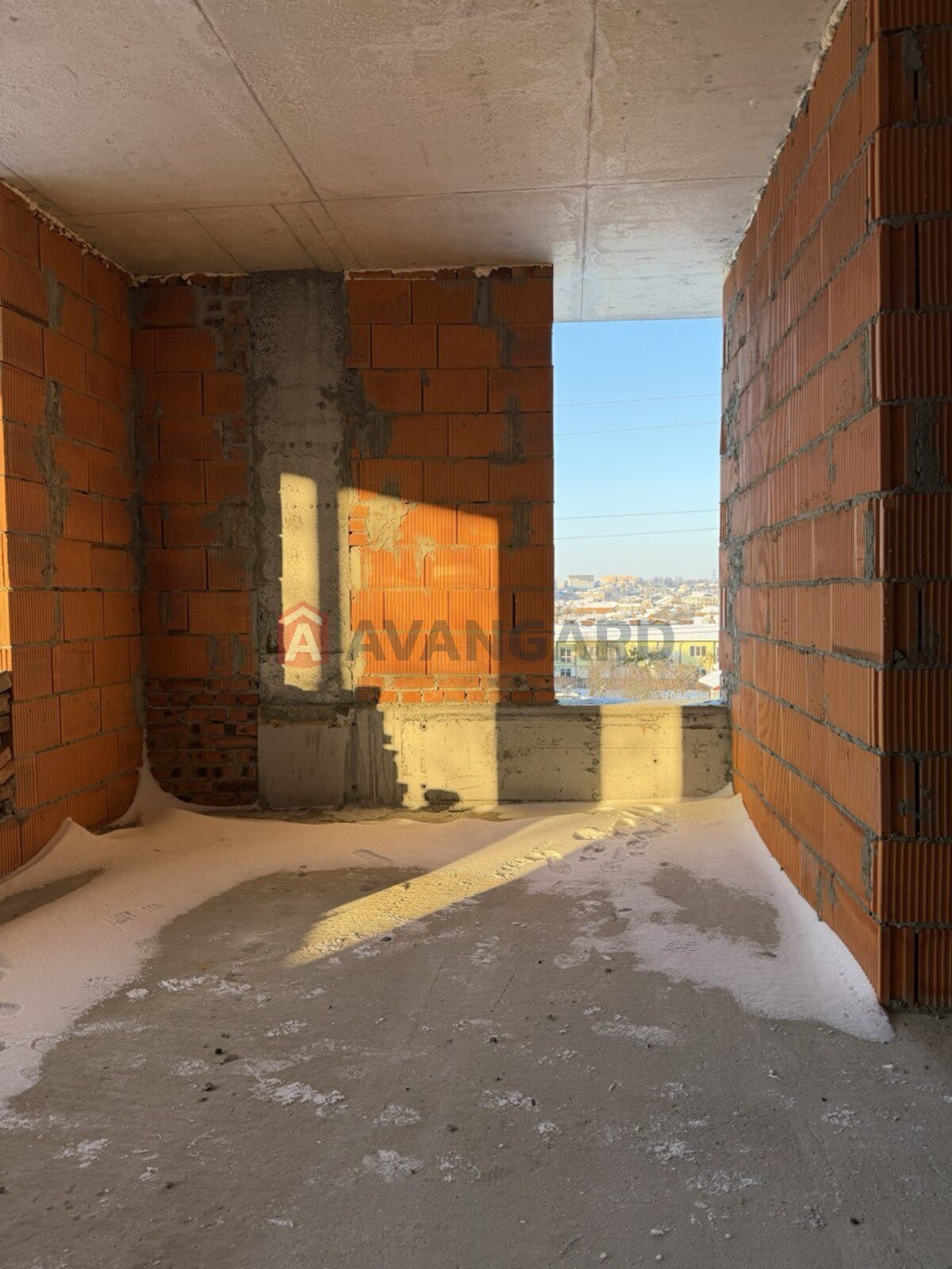 2 ��. ��������, 69.54/24/18.5 ��. �., 4/4 ������ ���� 5