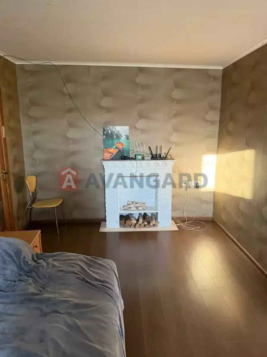 3 ��. ��������, 72/55/10 ��. �., 13/16 ������ ���� 23