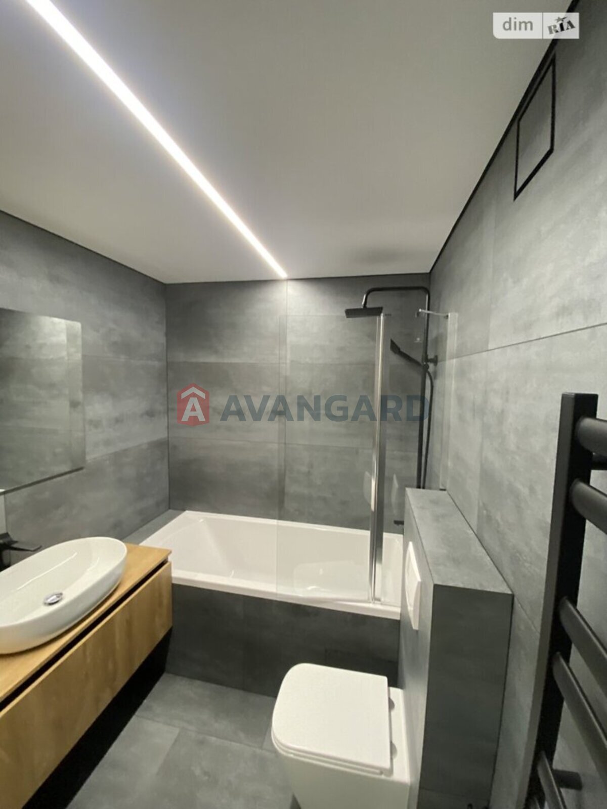 2 ����. ��������, 63/-/16 ��. �., 8/11 ���� ���� 19